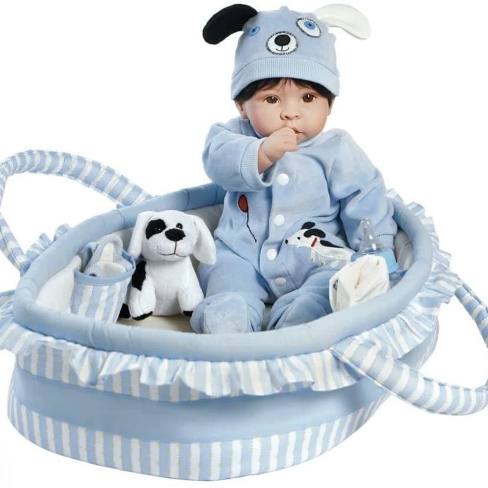 Paradise Galleries FINN & SPARKY Like new in box.